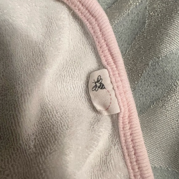 Burt’s bees 3 baby toddler washcloths pink and white set - Picture 2 of 4